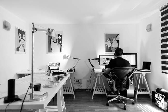 man-work-at-home-freelancer