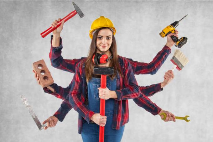 handyman-woman-multitask